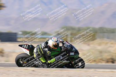 media/Dec-04-2025-Racers Edge (Thu) [[5ebc9f124d]]/3-B Group/5-Session 2 Turn 2 inside Speed Pans/